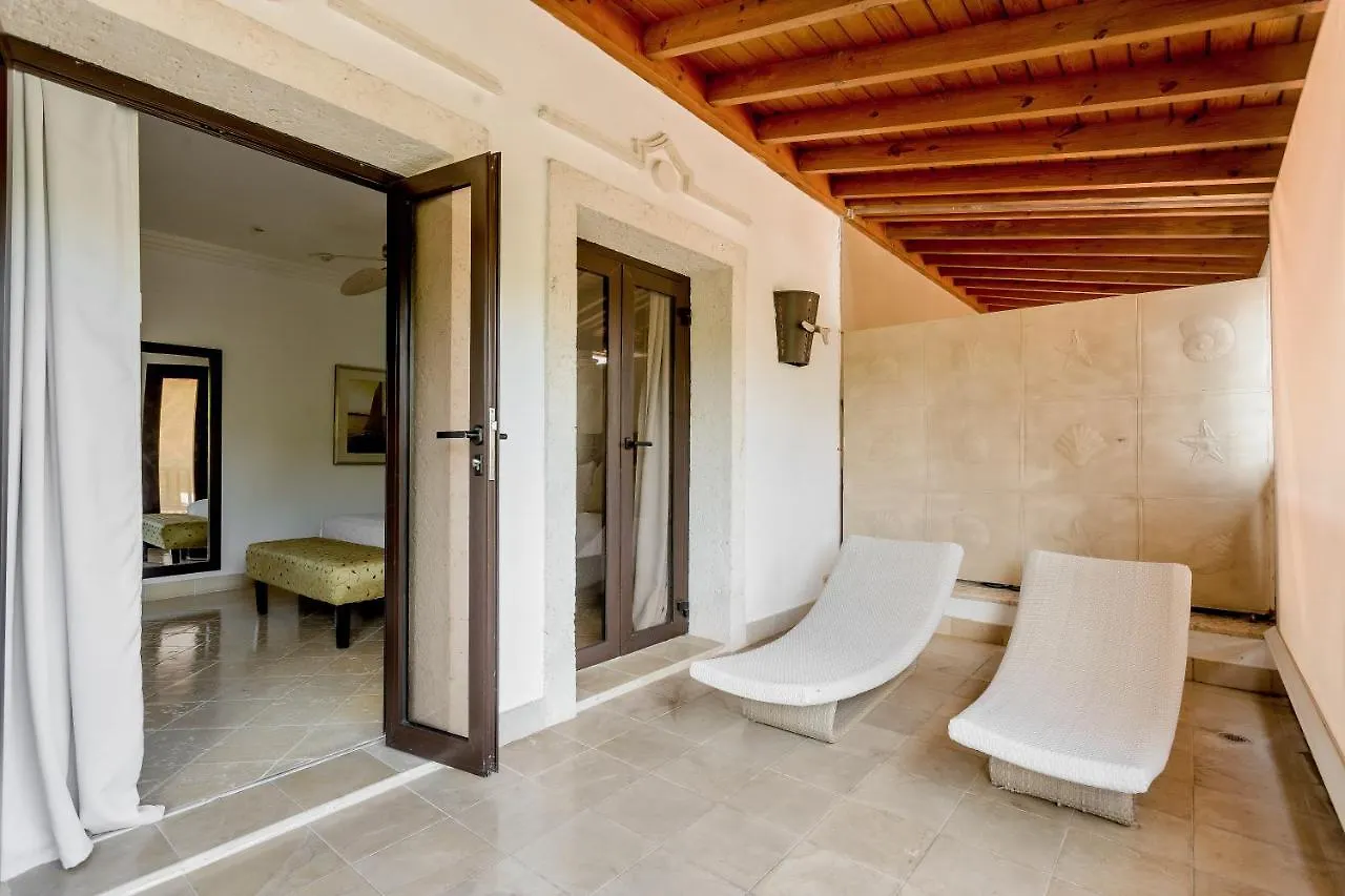 Luxe 1 Bedroom Cap Cana, Dr - Steps Away From Pool, King Bed, Caribbean Paradise! Punta Cana